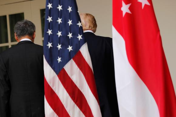 20171030 trump Lee Hsien Loong article main image