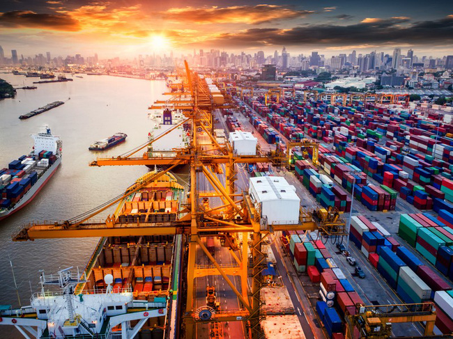 supply chains 1633467772717586230285