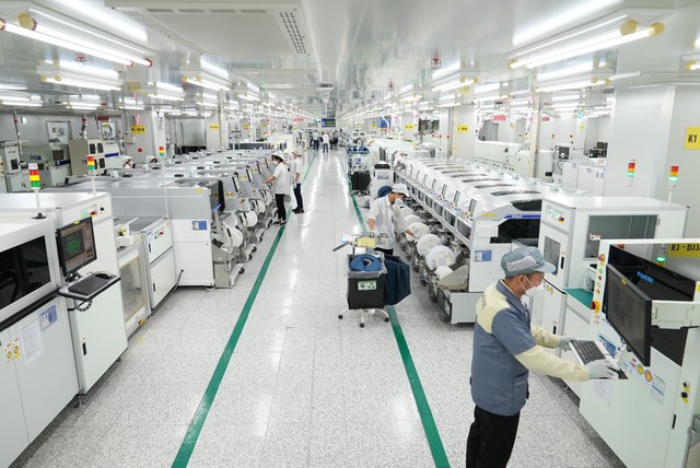 chu thich samsung se san xuat dai tra luoi bong chip ban dan tai vn anh samsung 1687459322622916877168