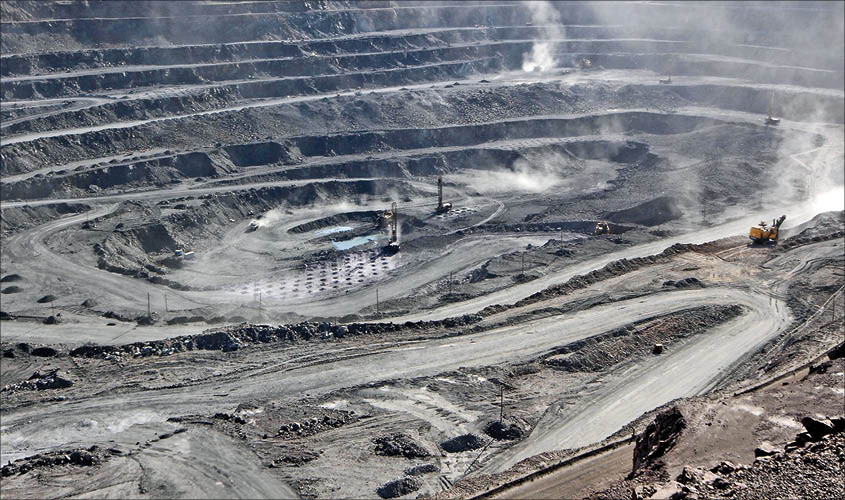 bayan obo mine containing rare earth minerals in inner mongolia china 3308