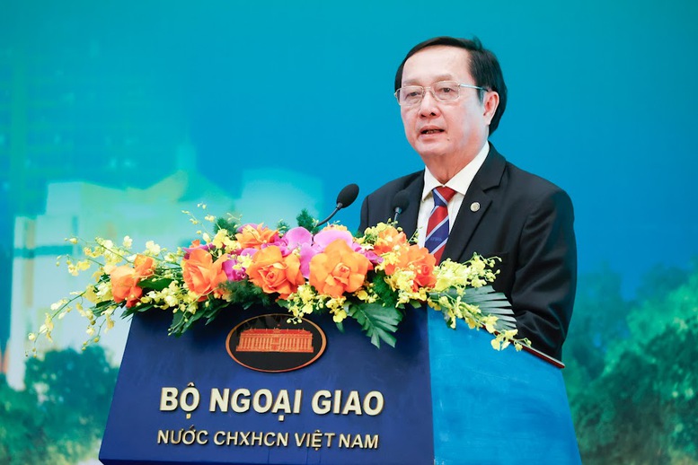 12 nhung 23.10.2024