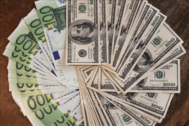 eu no luc giam vai tro che ngu cua dong usd