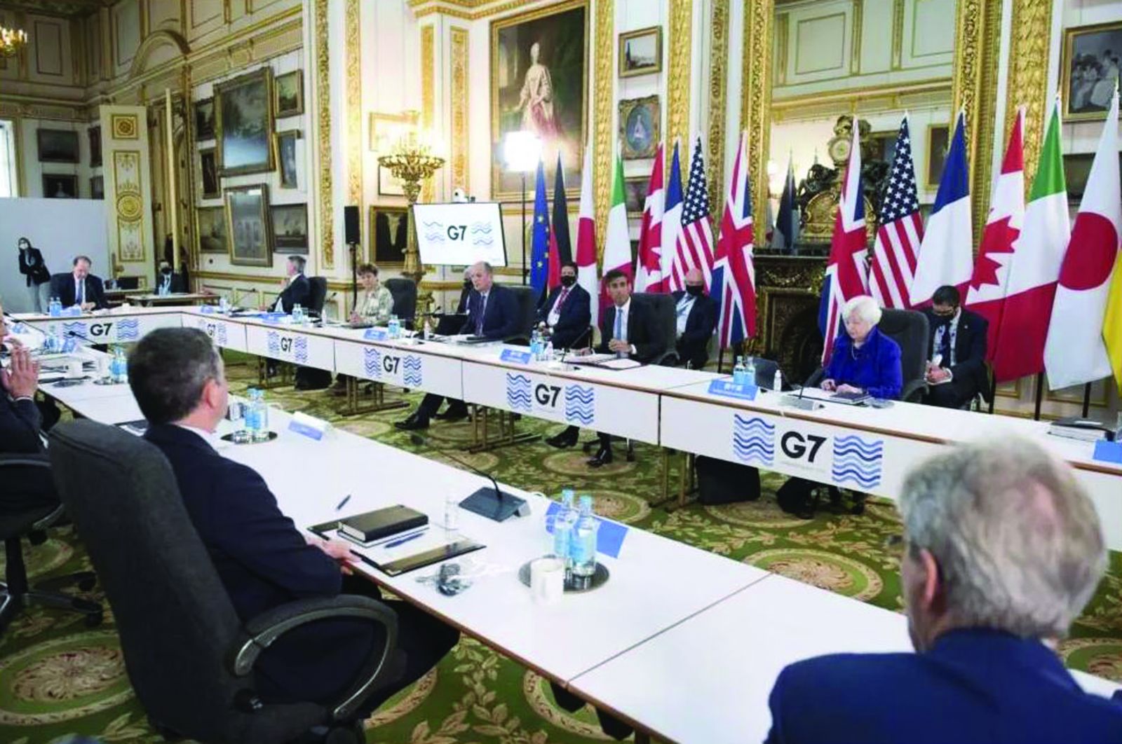 G7 1