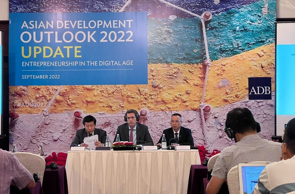 adb 2040