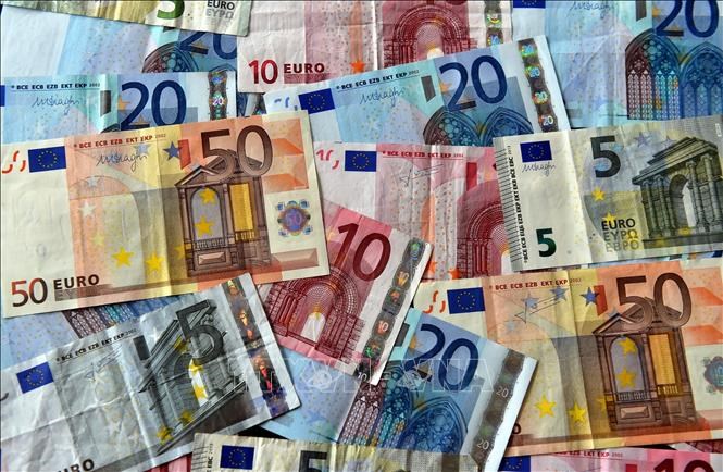 vna potal lanh dao eu ca ngoi vi the dong euro stand 20220823153121