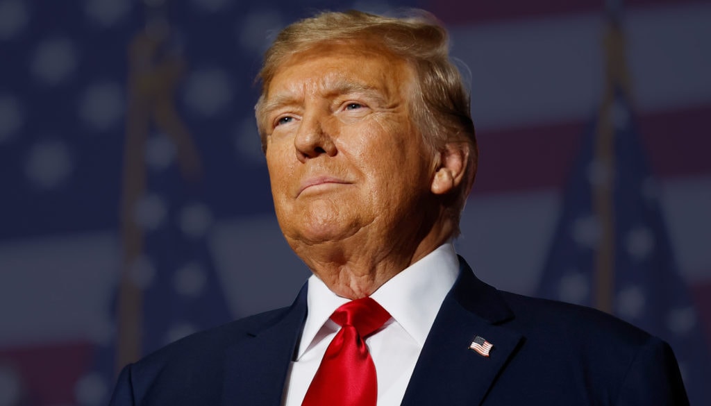 ong trump doa danh thue 100 voi khoi brics anh pbs 