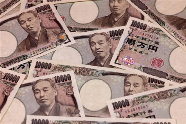 dong yen lien tuc mat gia