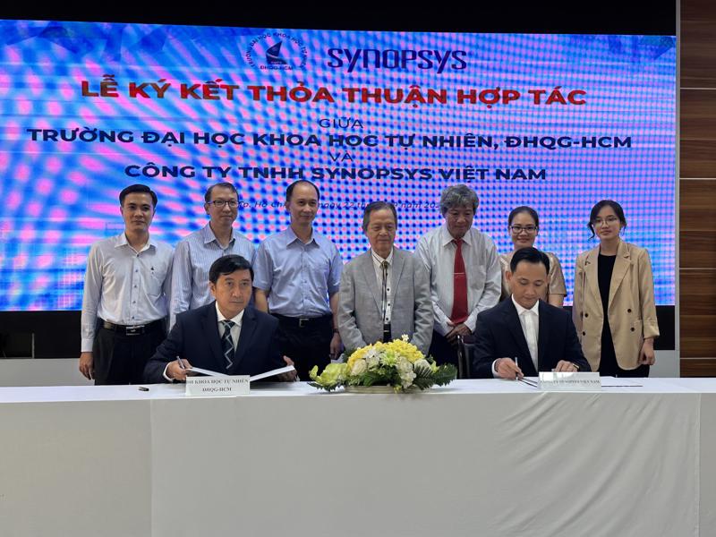 hoi thao thuc trang va giai phap trong dao tao nhan luc va nghien cuu trien khai linh vuc vi mach ban dan viet nam tam nhin 2045