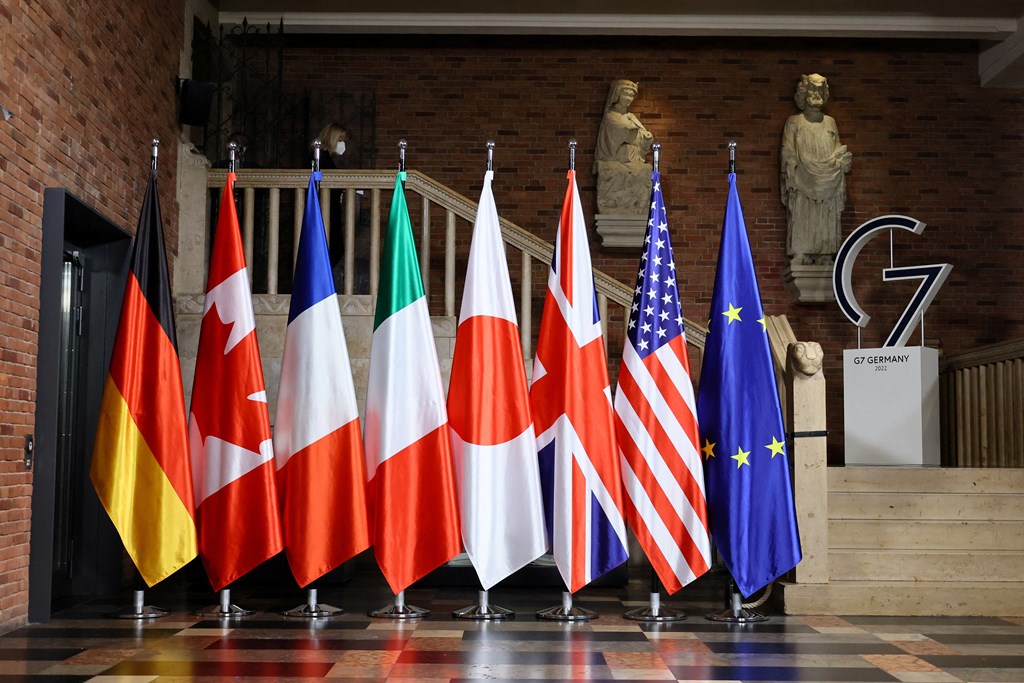 g7