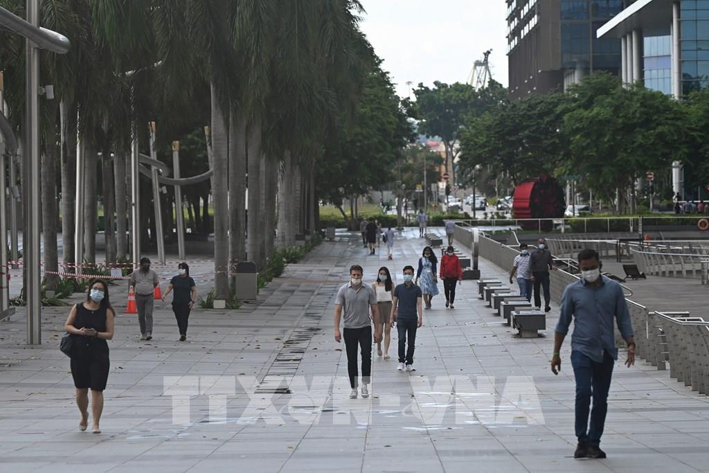 075303 singapore buoc vao giai doan 2 mo cua nen kinh te
