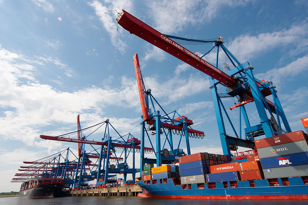 port container van