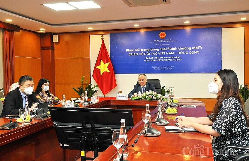 khai thac thi truong hong kong