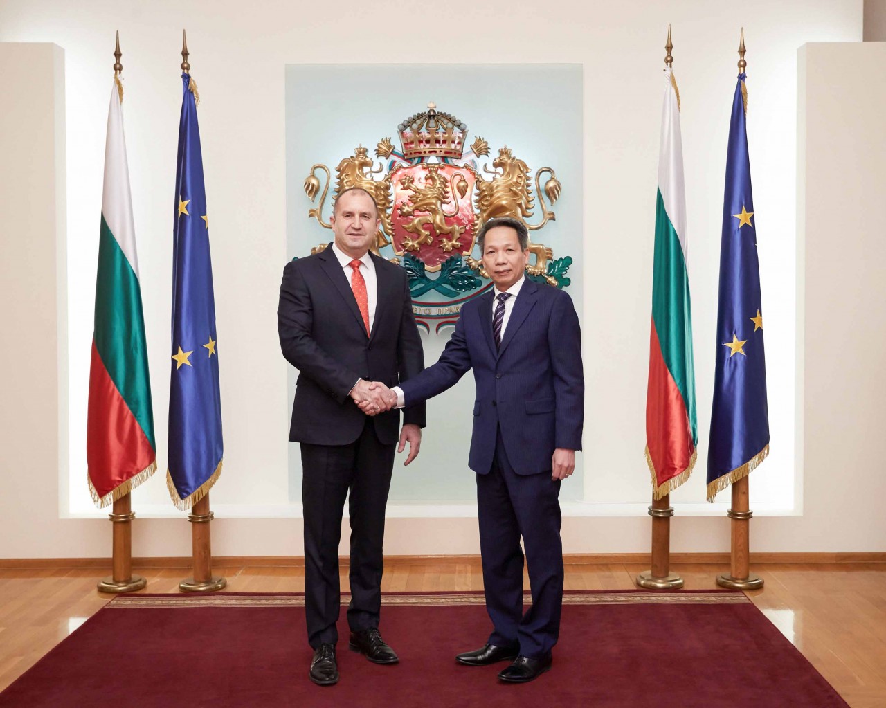 viet nam bulgaria bo sung the manh tan dung tiem nang phat trien hau dai dich