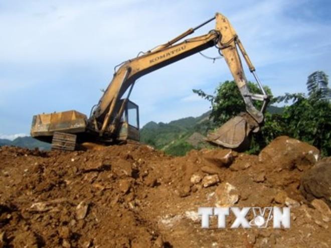 111208 bnews khai thac khoang san