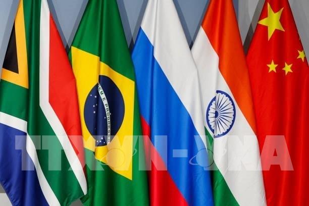 212137 malaysia gui don de nghi gia nha p brics