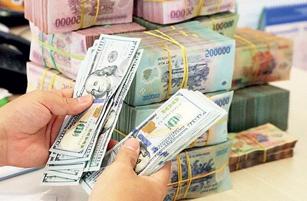 suc ep voi tien te trong nuoc khi lam phat the gioi tang va fed tang lai suat