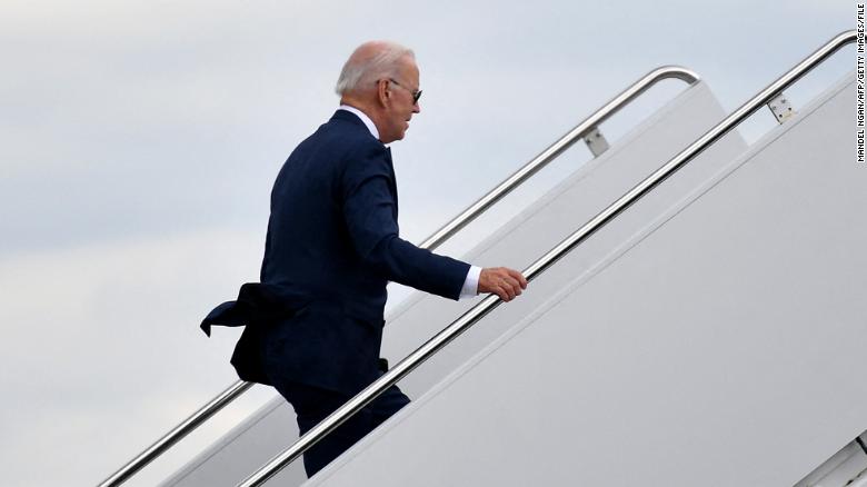 220427154041 biden boards af1 file exlarge 169 1651116410748439856949