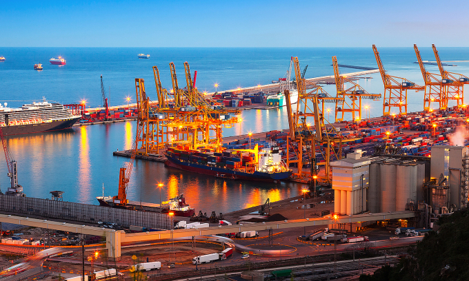 industrial port de barcelona e 2438 3542 1653466253
