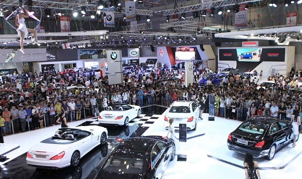 auto-tech-exhibition
