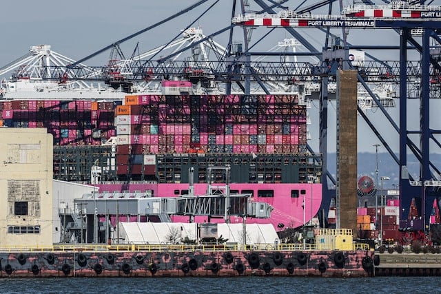 ny-port-1724