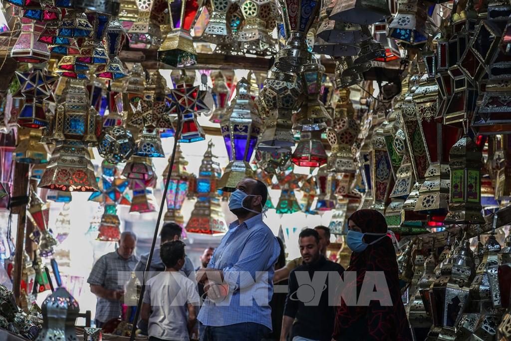183213 nguoi hoi giao don thang le ramadan trong dai dich covid 19