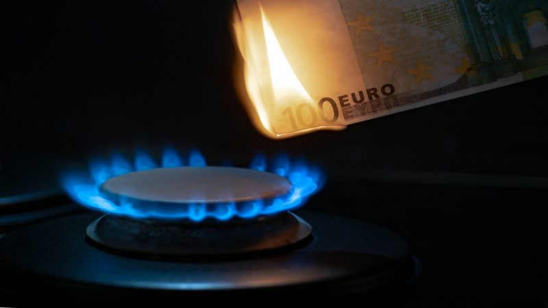 Gas spending 800x450