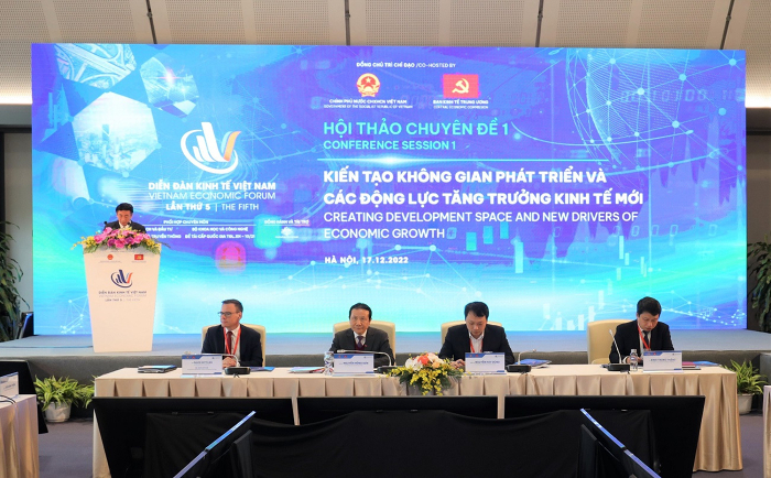 cơn gió ngược