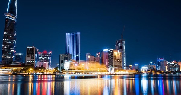 vn econ reopen 4556