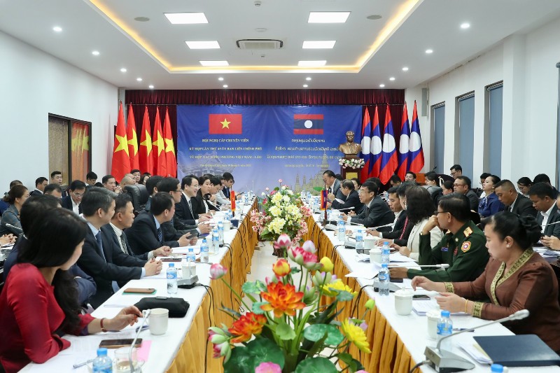 kết nối việt lào