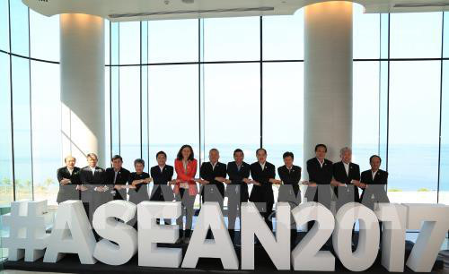 0 asean 2017 2203
