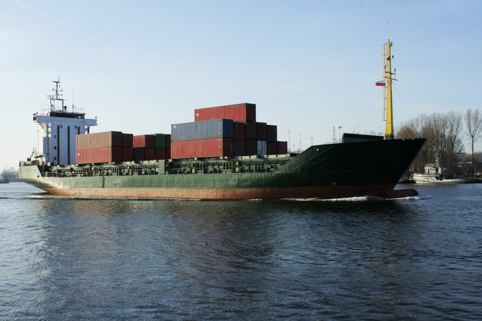 contenair-ship