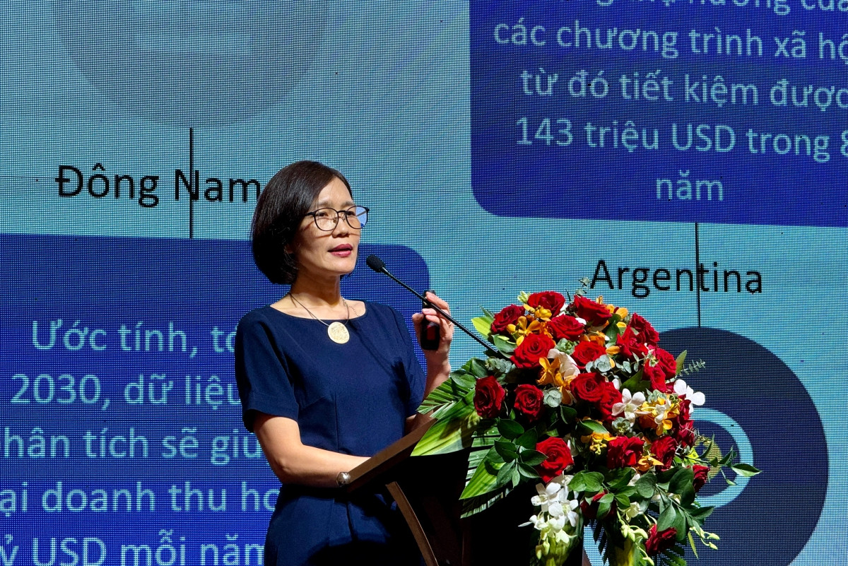 du lieu chiem hon 50 tong dich vu thuong mai toan cau