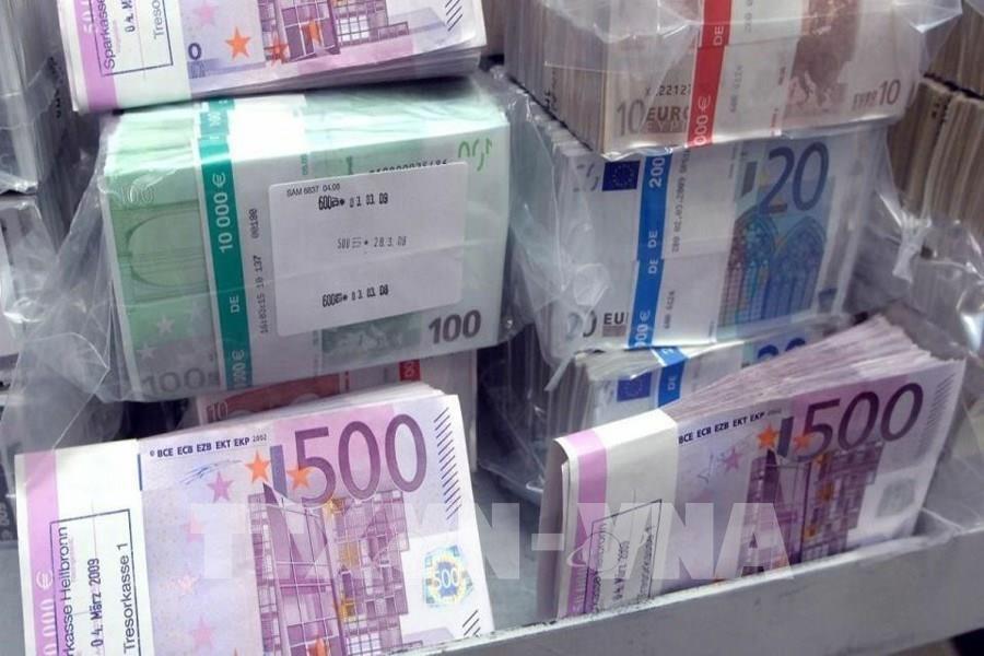 214713 eu muon dong euro co vi the lon hon trong thuong mai toan cau