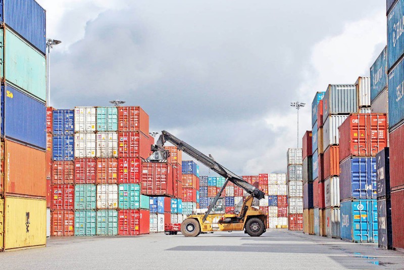 hinh container qkan