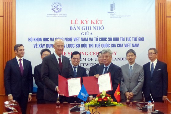 images711132 bo khcn va wipo ky ket ghi 